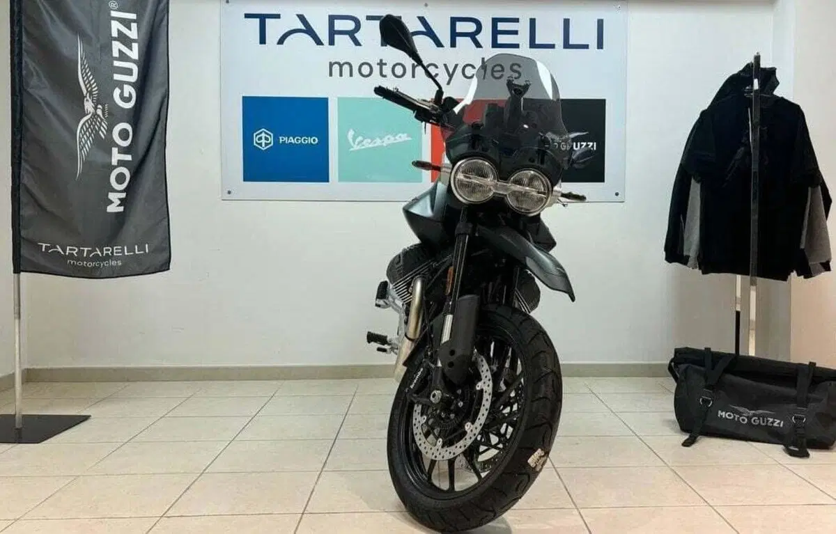 Moto Guzzi V85 Strada (2024 - 26) (10)