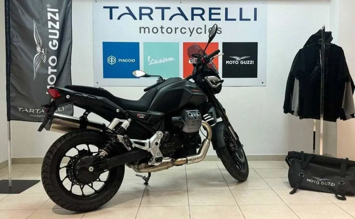 Moto Guzzi V85 Strada (2024 - 26) (19)