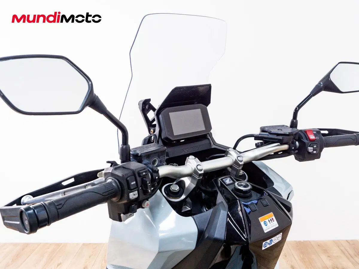 Honda X-ADV 750 (2025 - 26) (11)
