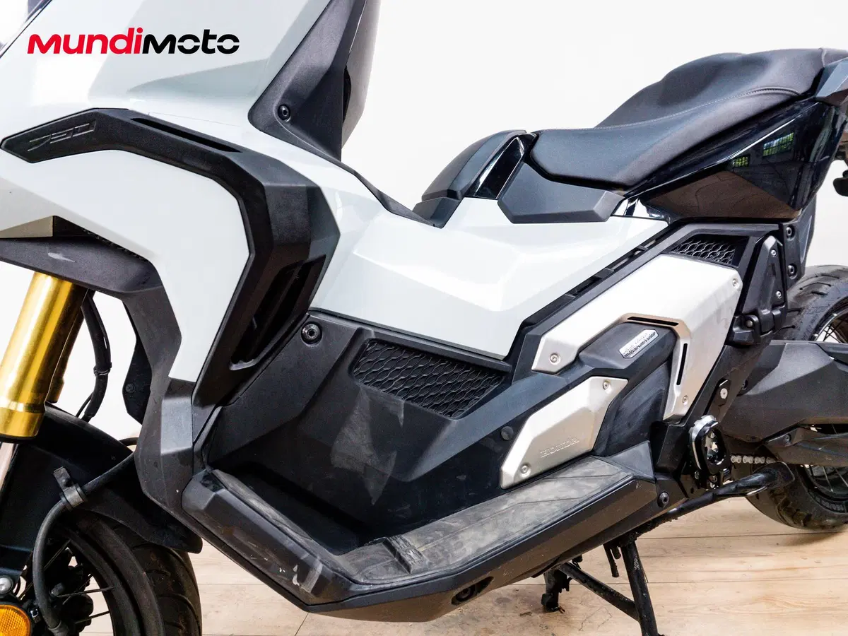 Honda X-ADV 750 (2025 - 26) (9)