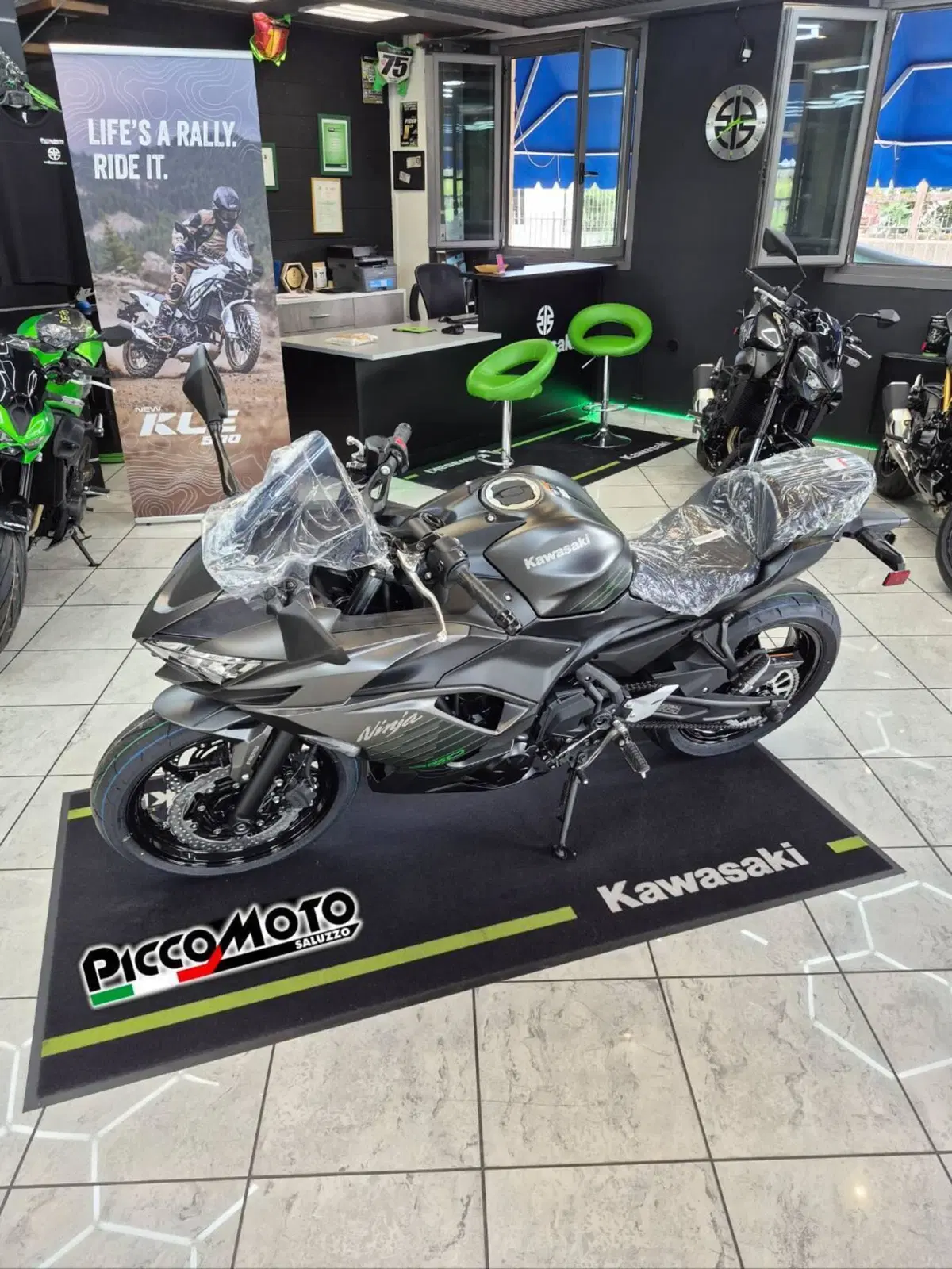 Kawasaki Ninja 650 (2025 - 26) (2)