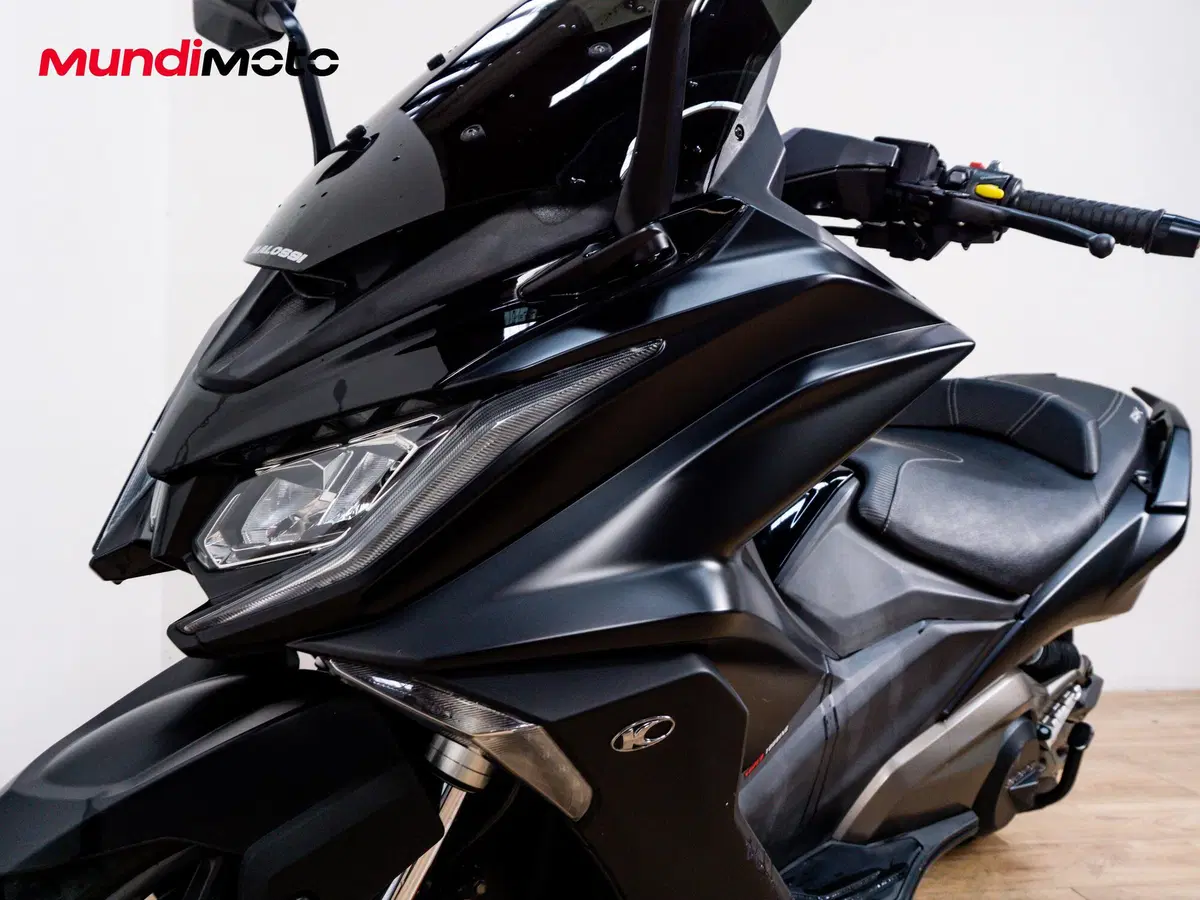Kymco AK 550 ETS (2021 - 26) (9)