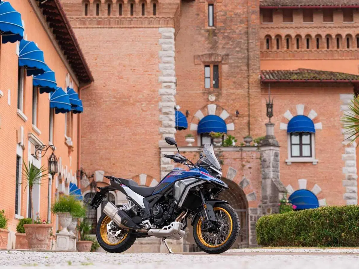 Kove 625X Pro, la crossover cinese con la dotazione maxi e il prezzo mini! Il TEST [VIDEO] (4)