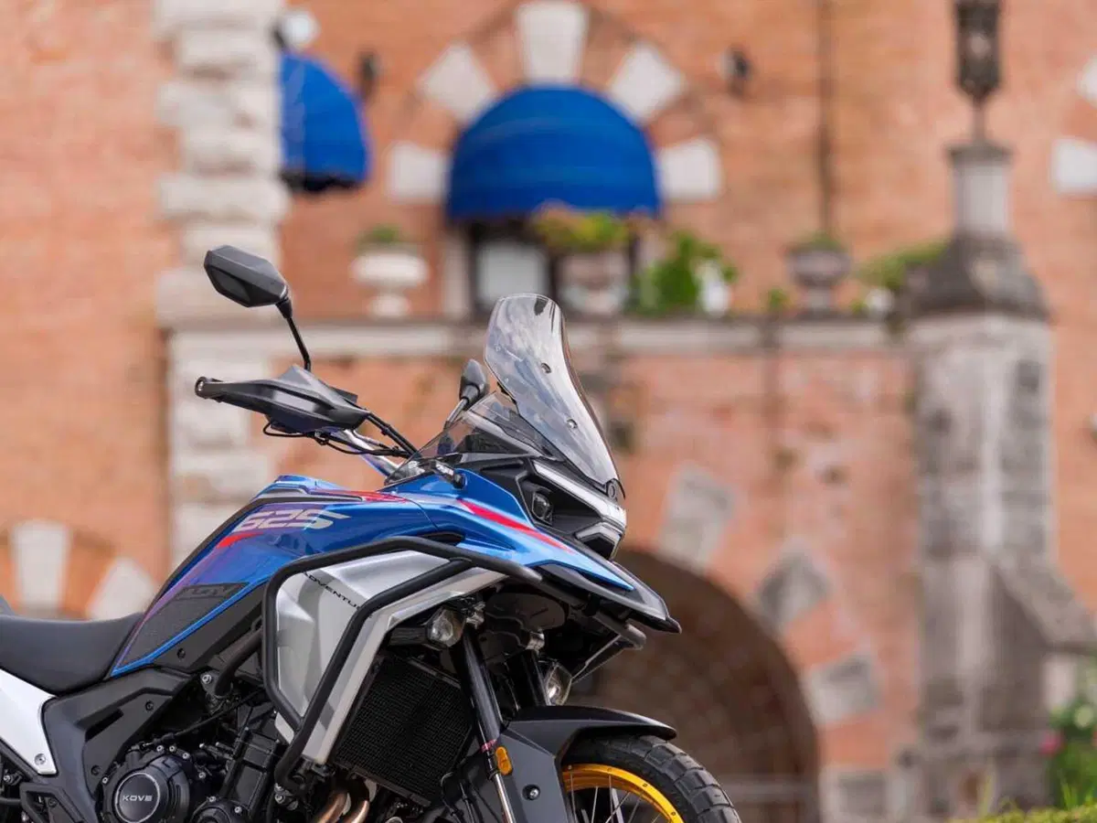 Kove 625X Pro, la crossover cinese con la dotazione maxi e il prezzo mini! Il TEST [VIDEO] (6)