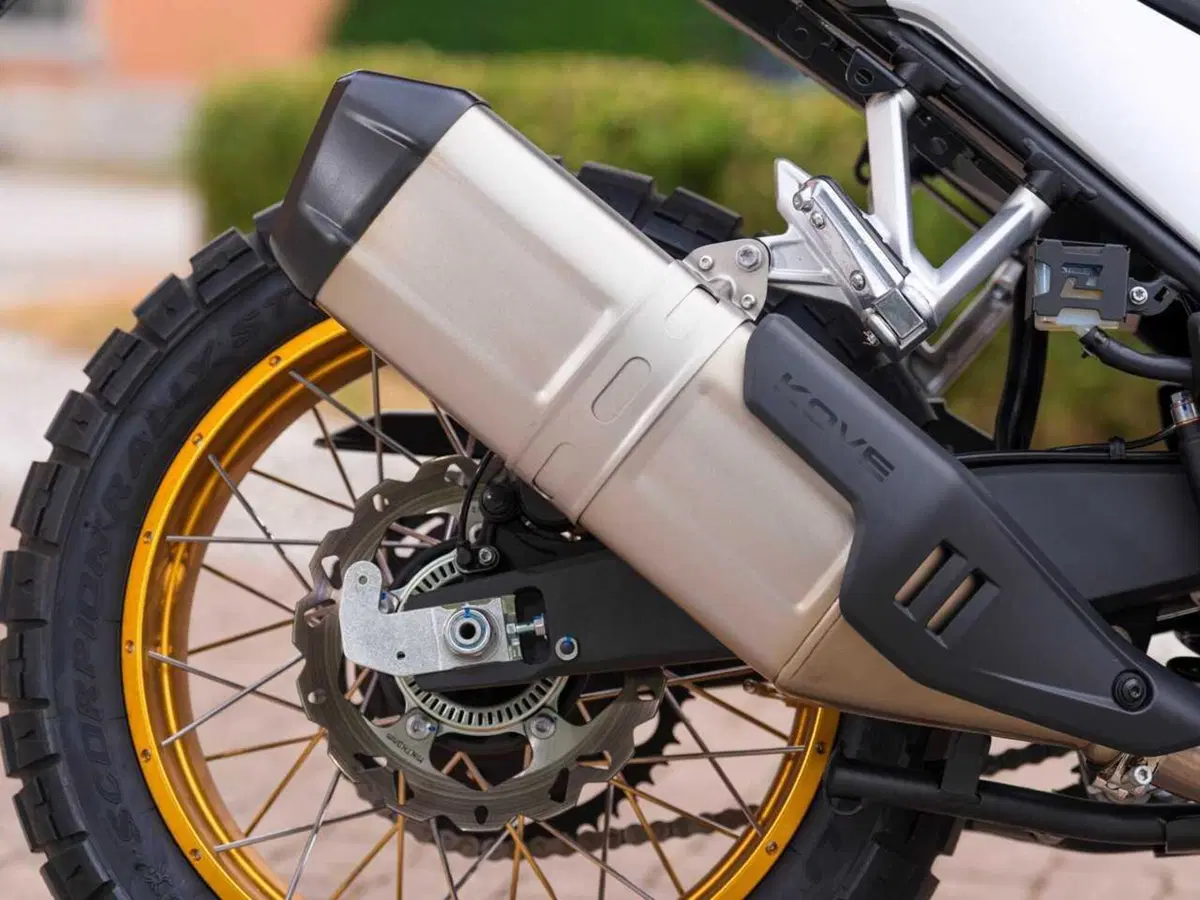 Kove 625X Pro, la crossover cinese con la dotazione maxi e il prezzo mini! Il TEST [VIDEO] (14)
