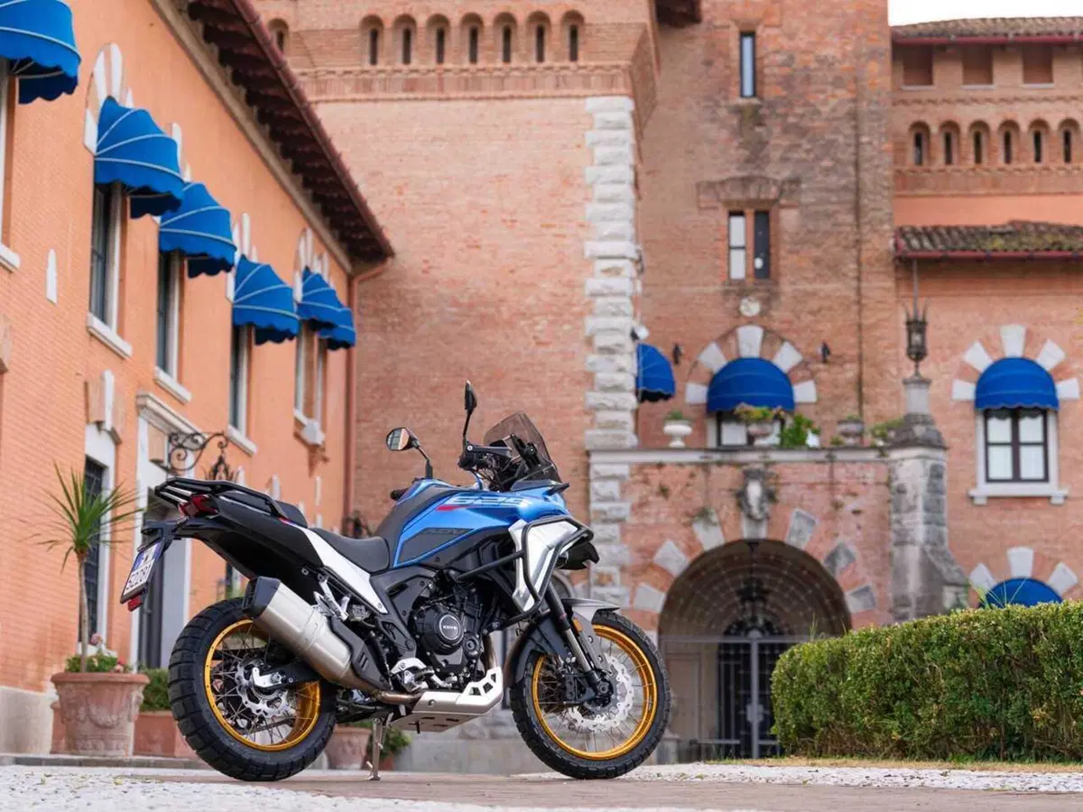 Kove 625X Pro, la crossover cinese con la dotazione maxi e il prezzo mini! Il TEST [VIDEO] (31)