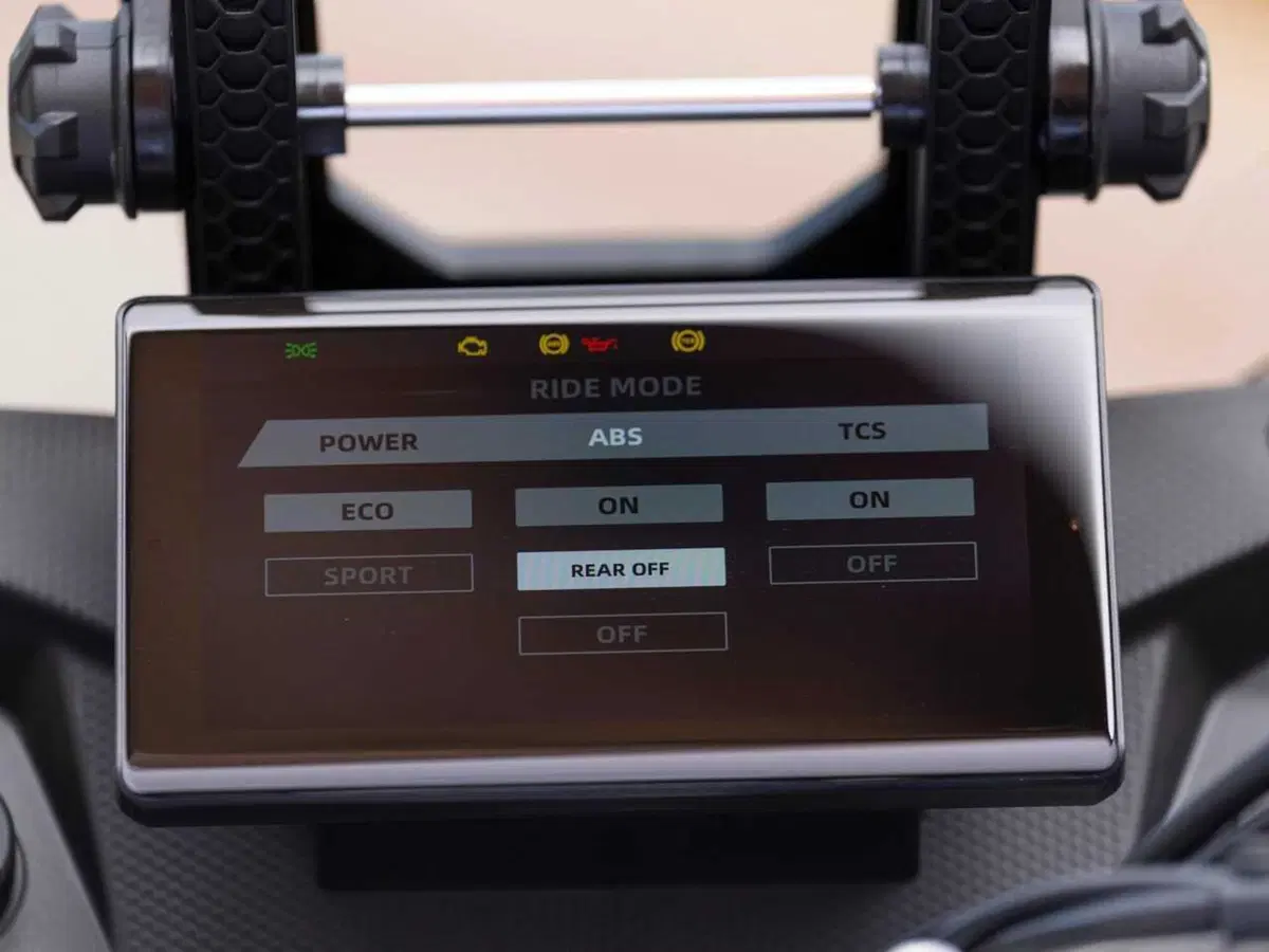 Kove 625X Pro, la crossover cinese con la dotazione maxi e il prezzo mini! Il TEST [VIDEO] (86)