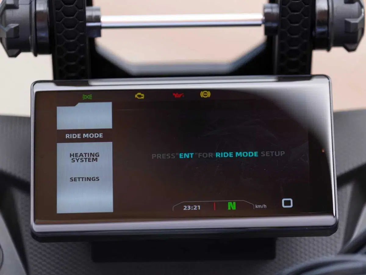 Kove 625X Pro, la crossover cinese con la dotazione maxi e il prezzo mini! Il TEST [VIDEO] (87)