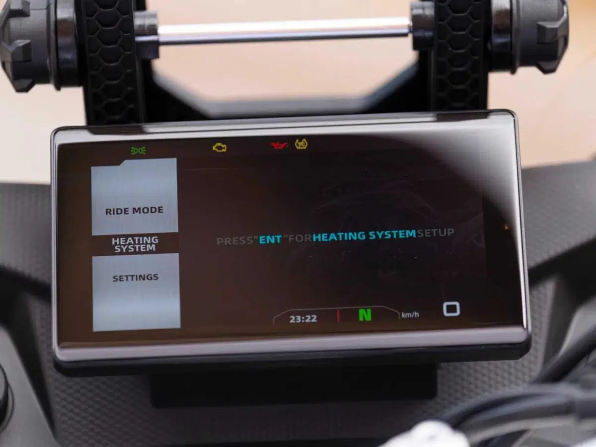 Kove 625X Pro, la crossover cinese con la dotazione maxi e il prezzo mini! Il TEST [VIDEO] (90)