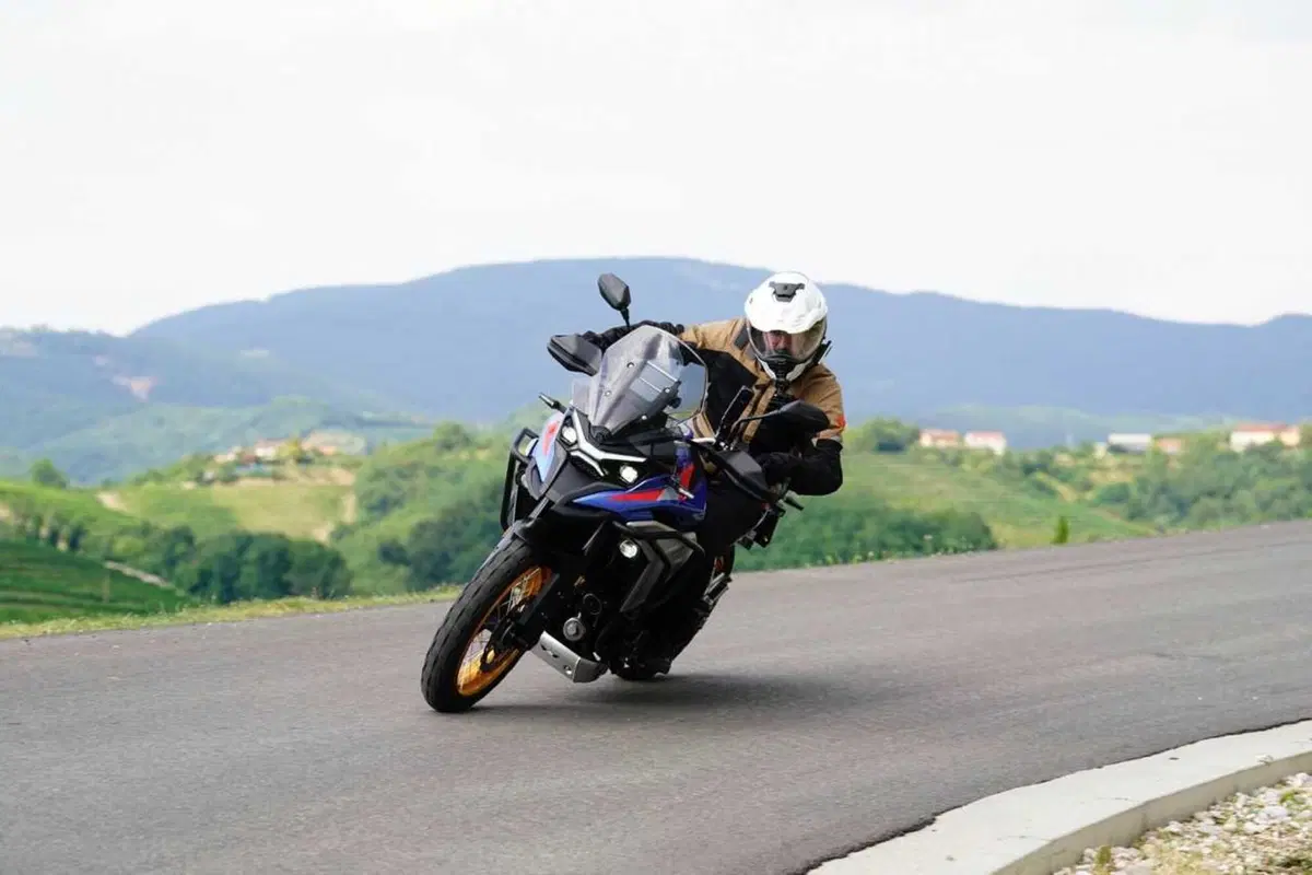 Kove 625X Pro, la crossover cinese con la dotazione maxi e il prezzo mini! Il TEST [VIDEO] (26)