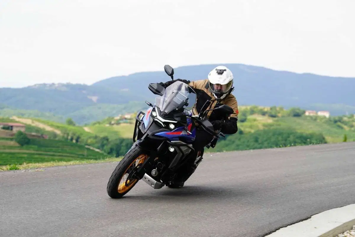 Kove 625X Pro, la crossover cinese con la dotazione maxi e il prezzo mini! Il TEST [VIDEO] (27)