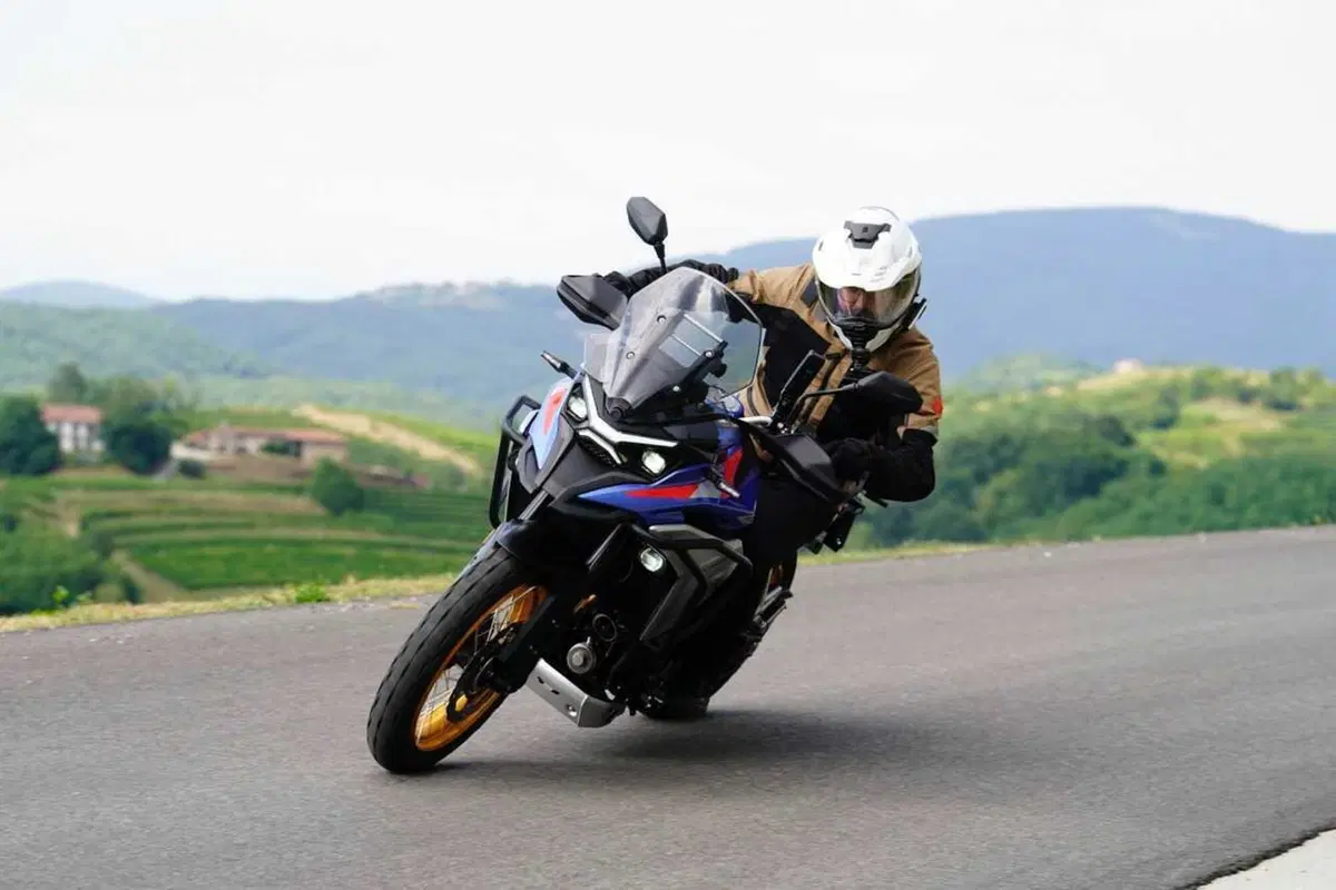 Kove 625X Pro, la crossover cinese con la dotazione maxi e il prezzo mini! Il TEST [VIDEO] (28)