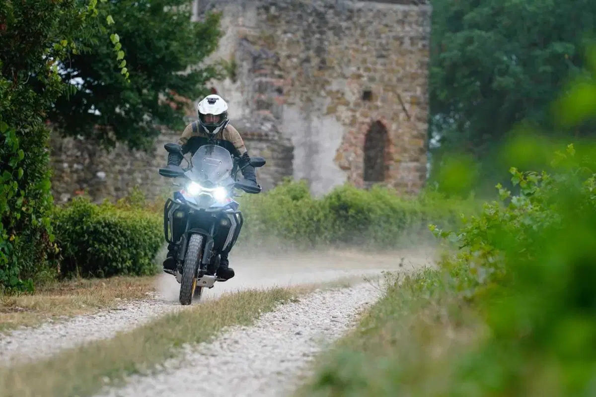 Kove 625X Pro, la crossover cinese con la dotazione maxi e il prezzo mini! Il TEST [VIDEO] (39)