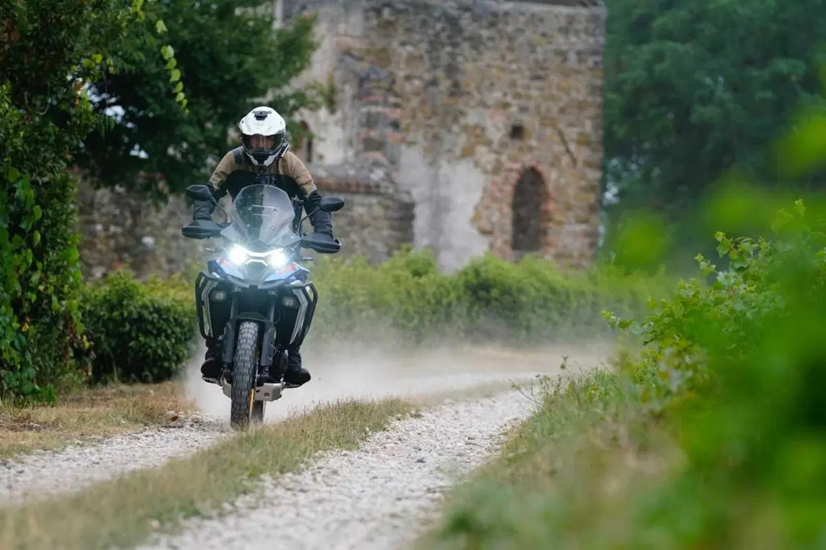 Kove 625X Pro, la crossover cinese con la dotazione maxi e il prezzo mini! Il TEST [VIDEO] (41)