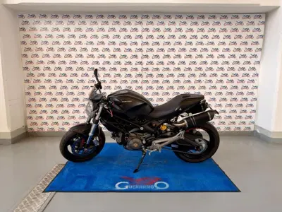 Ducati Monster 696 (2008 - 13) usata
