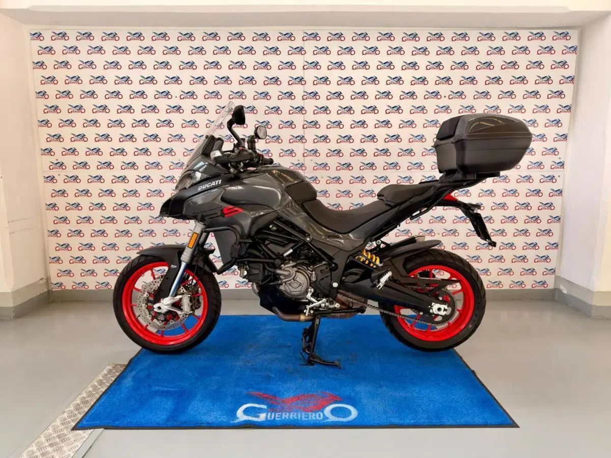 Ducati Multistrada V2 S (2022 - 24)