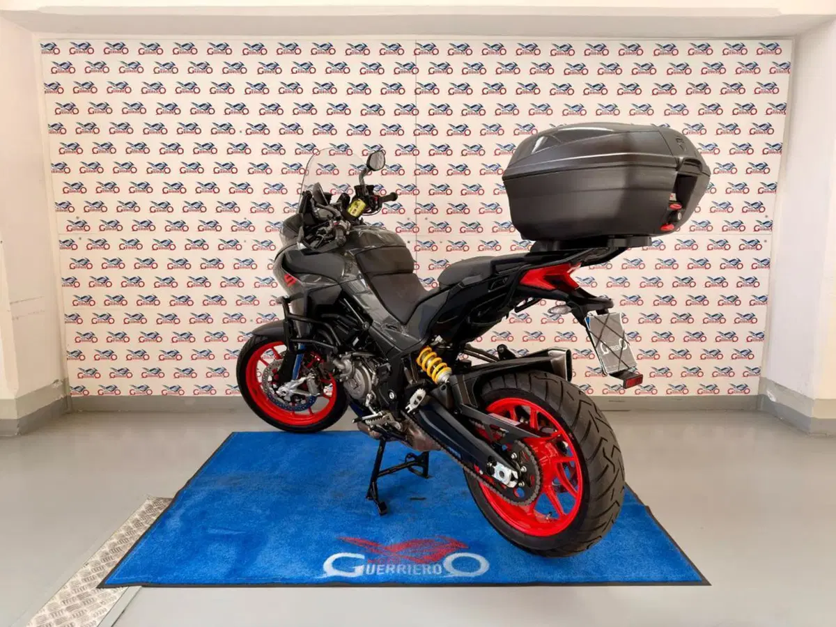 Ducati Multistrada V2 S (2022 - 24) (4)