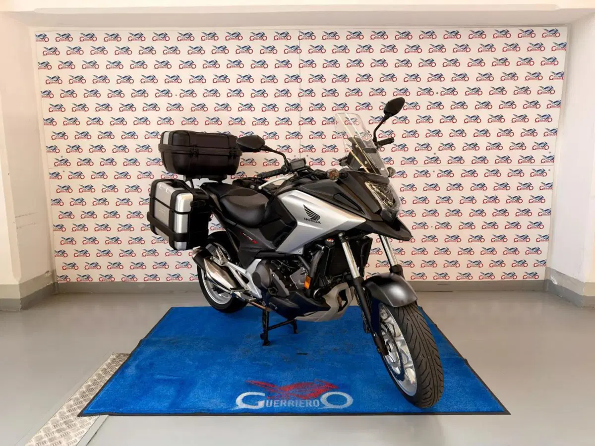 Honda NC 750 X DCT ABS Travel Edition (2016 -17) (2)