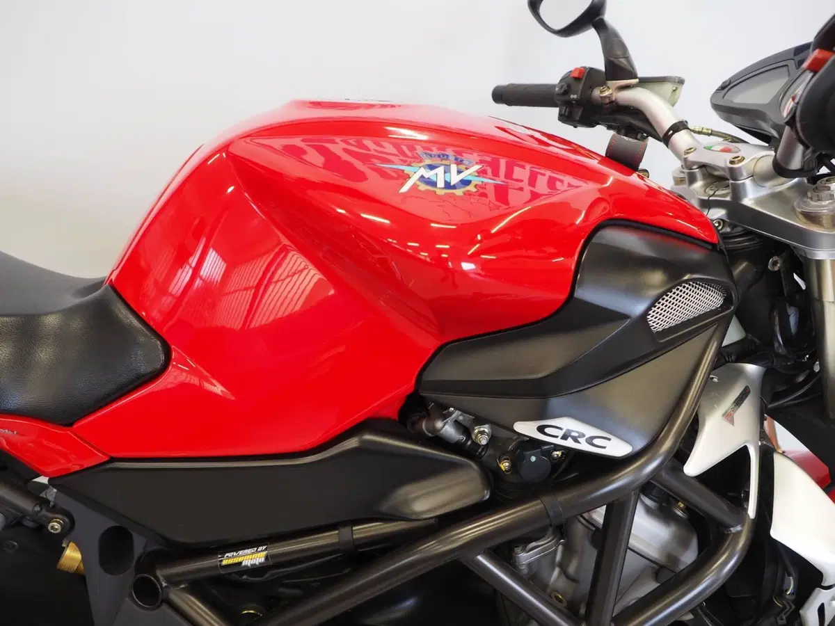 MV Agusta Brutale 910 S (2005 - 11) (11)