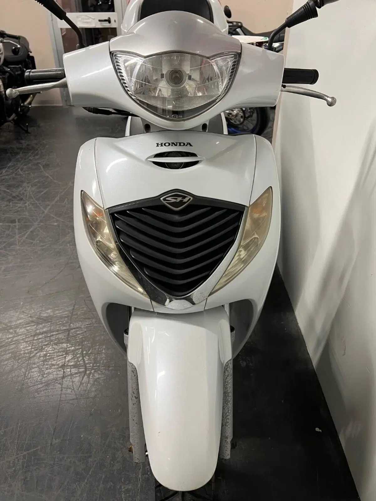 Honda SH 150i (2005 - 08) (3)