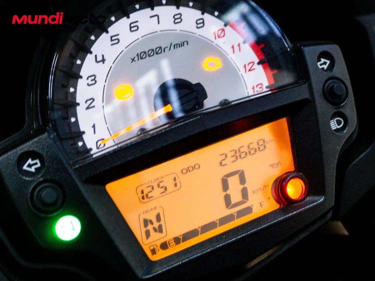 Kawasaki Versys 650 ABS (2010 - 14) (12)