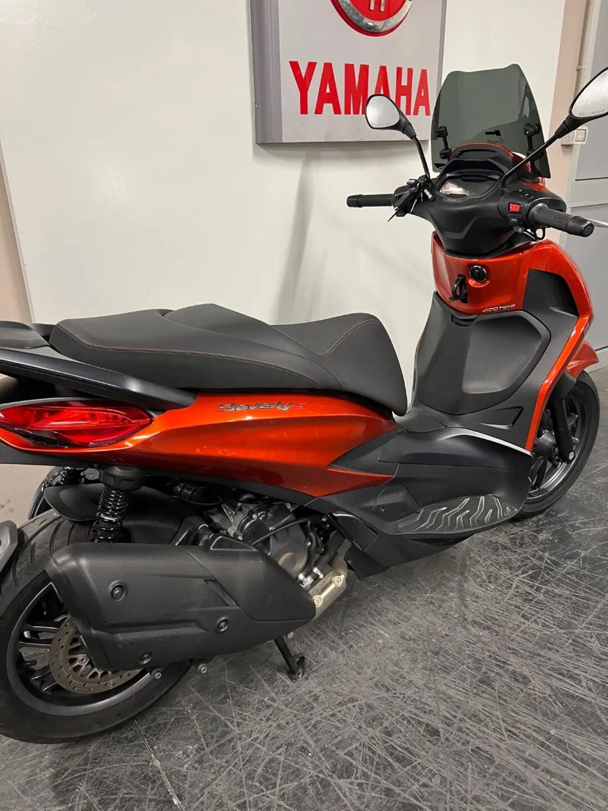 Piaggio Beverly 400 ABS-ASR (2021 - 24) (4)