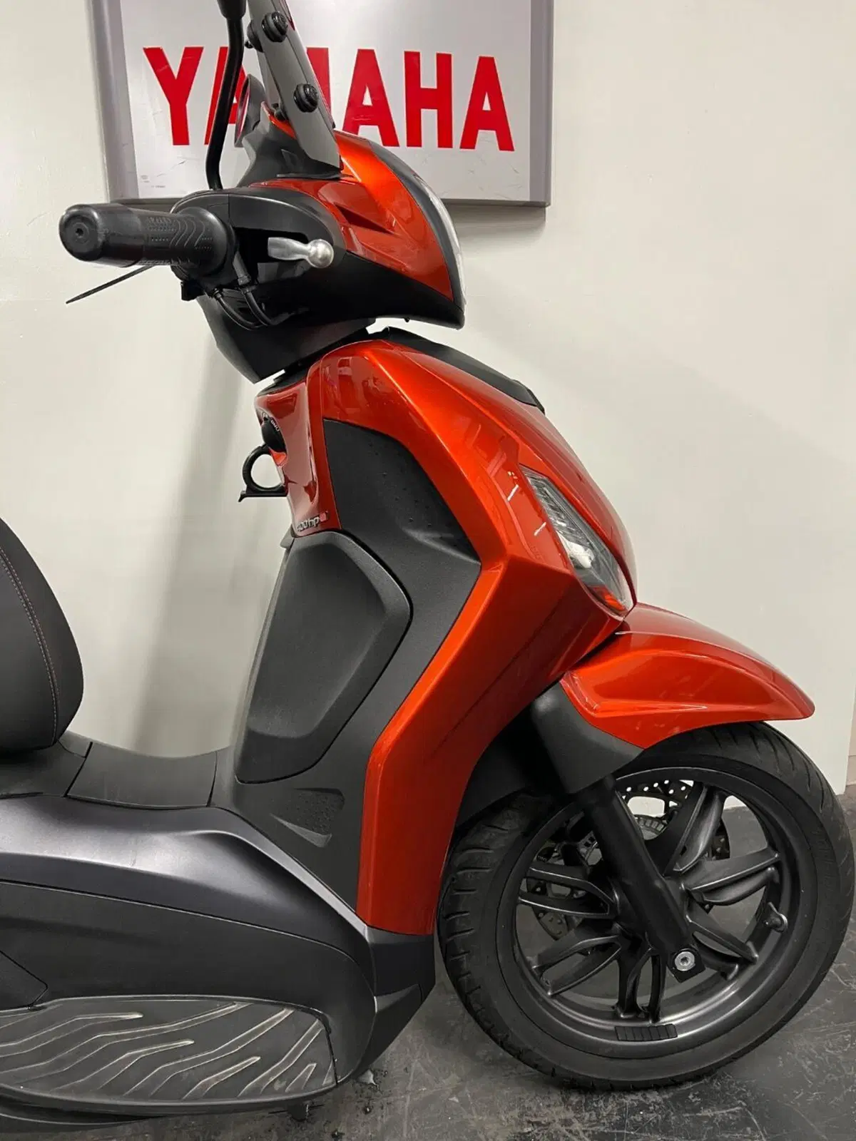 Piaggio Beverly 400 ABS-ASR (2021 - 24) (6)
