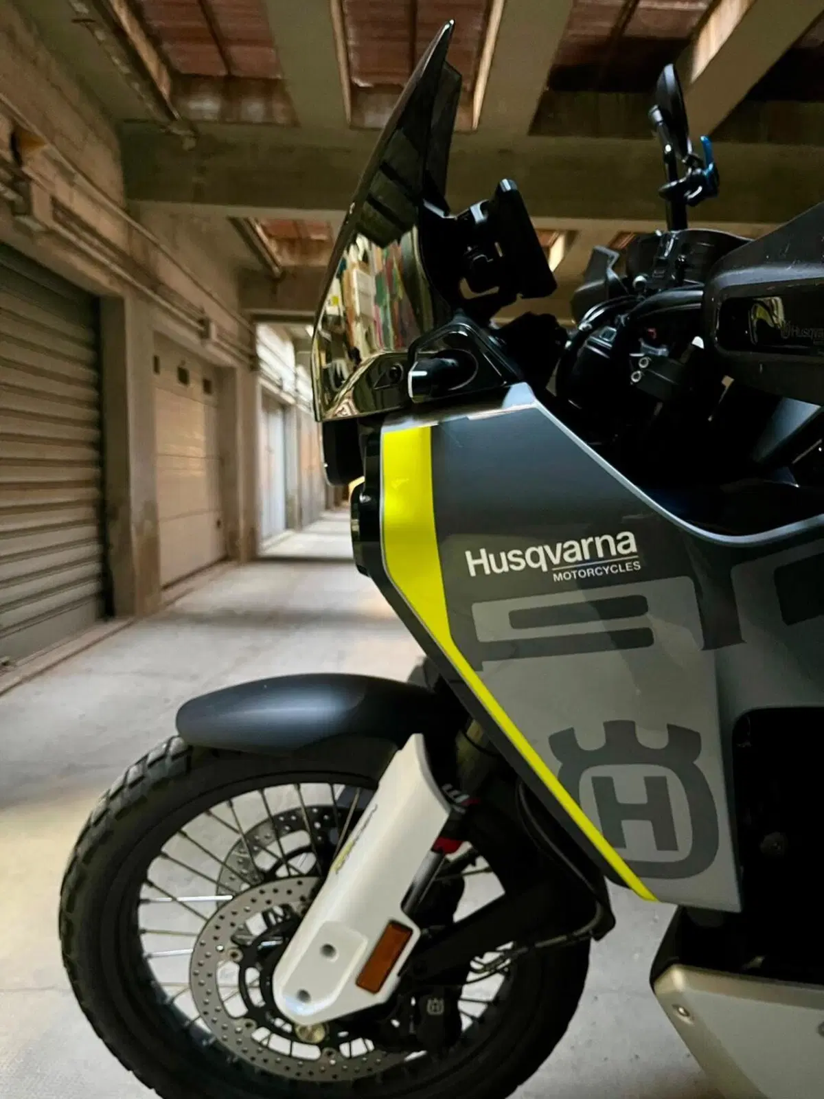 Husqvarna Norden 901 (2022 - 26) (3)