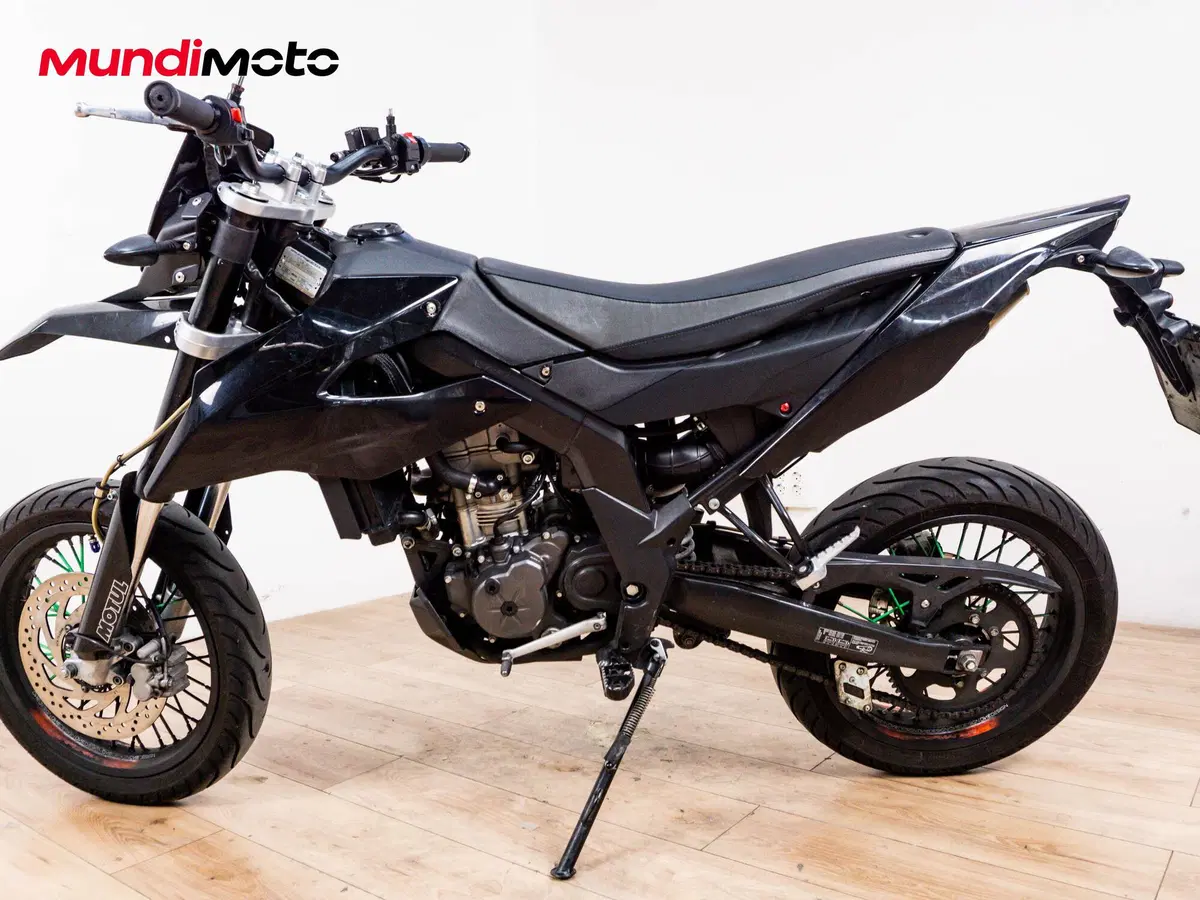 Aprilia SX 125 (2007 - 13) (6)