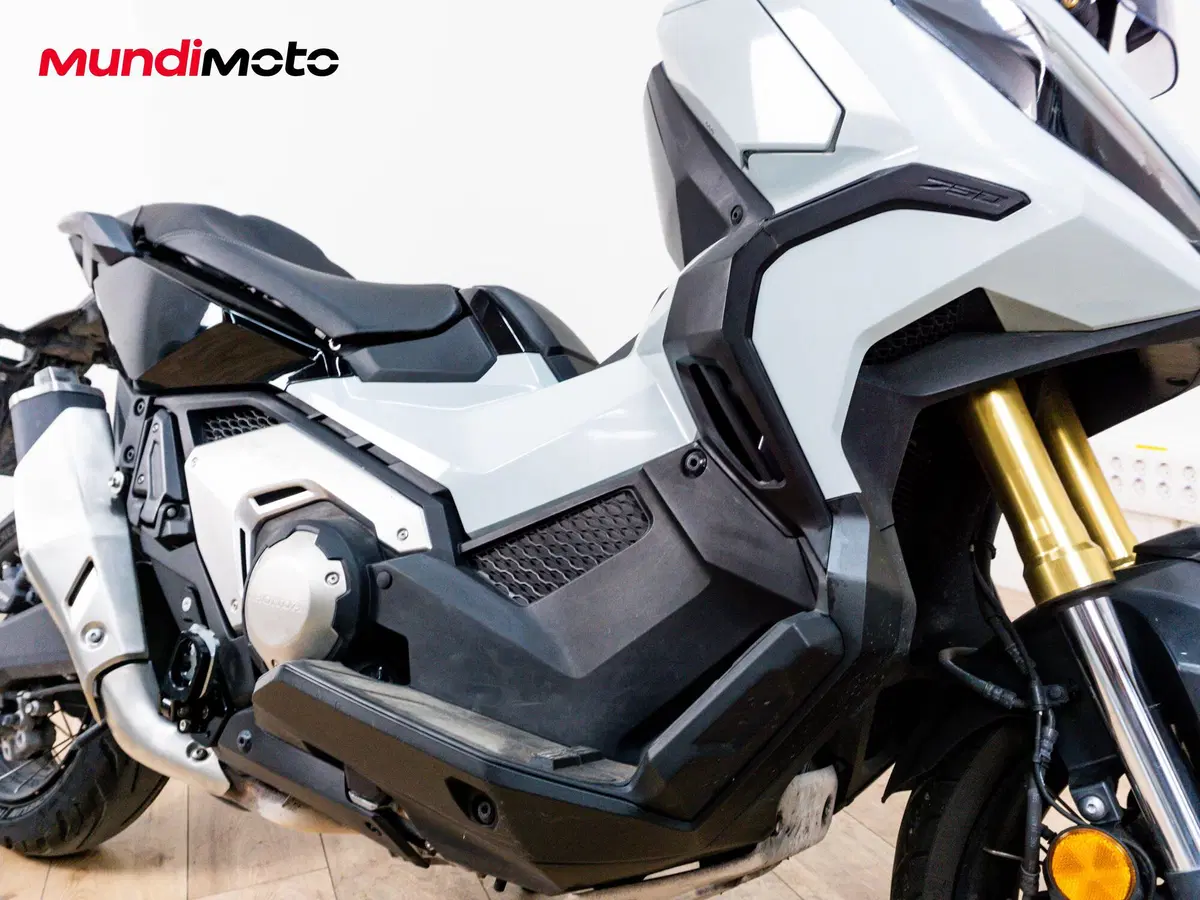 Honda X-ADV 750 (2025 - 26) (5)