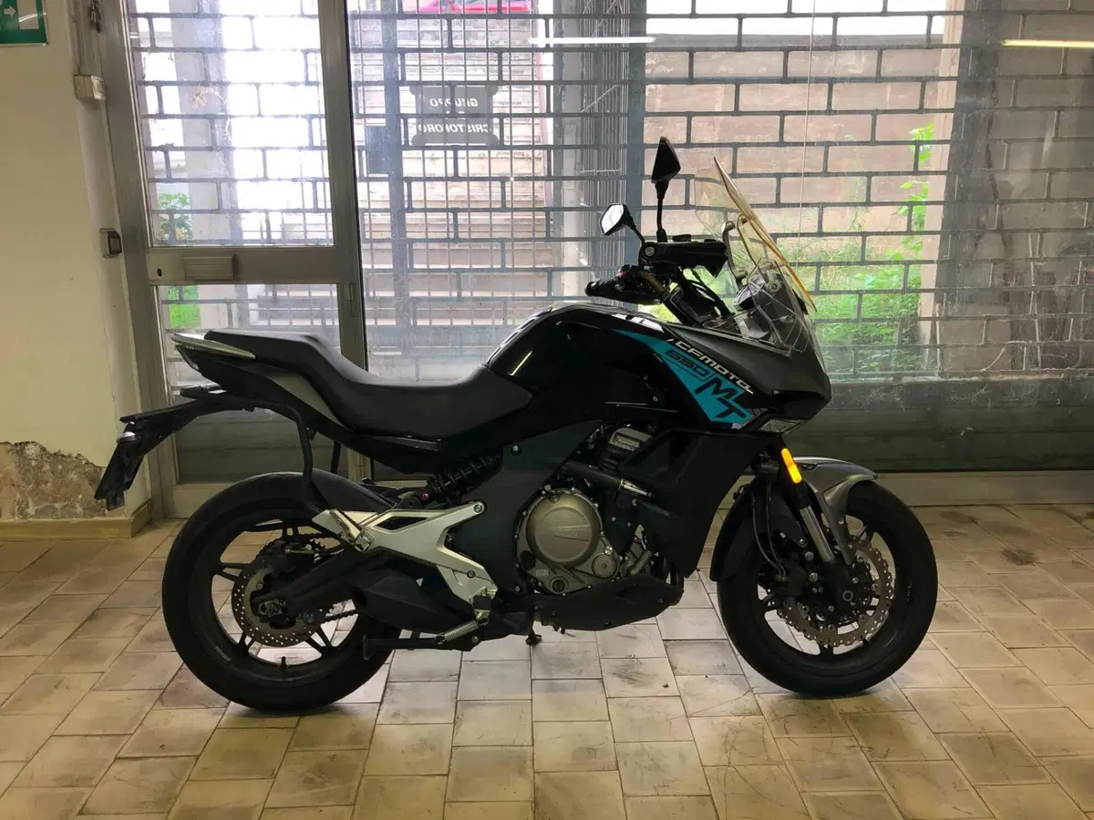 CFMOTO 650MT (2019 - 20) (3)