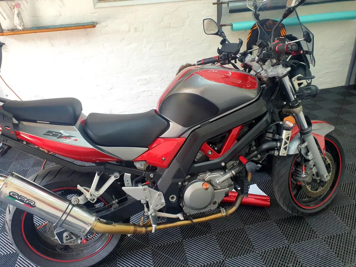 Suzuki SV 650 (2006 - 11) (2)