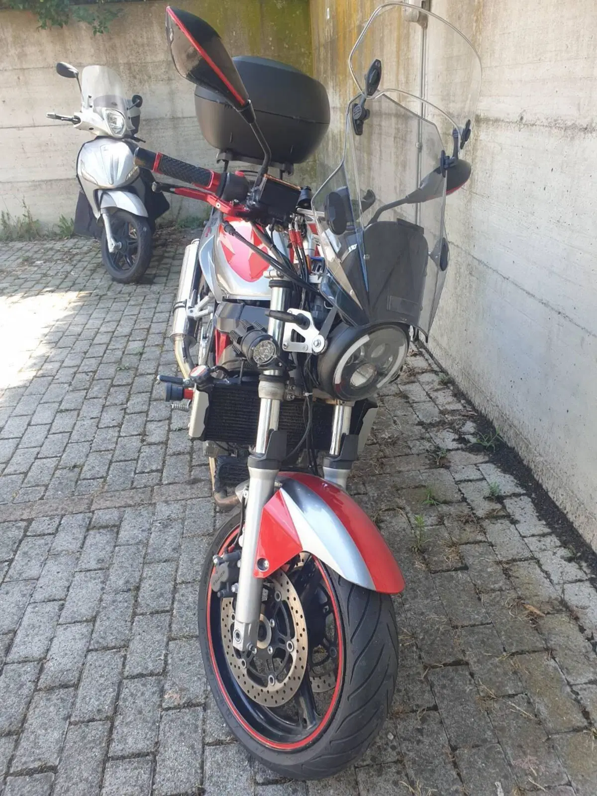 Suzuki SV 650 (2006 - 11) (5)