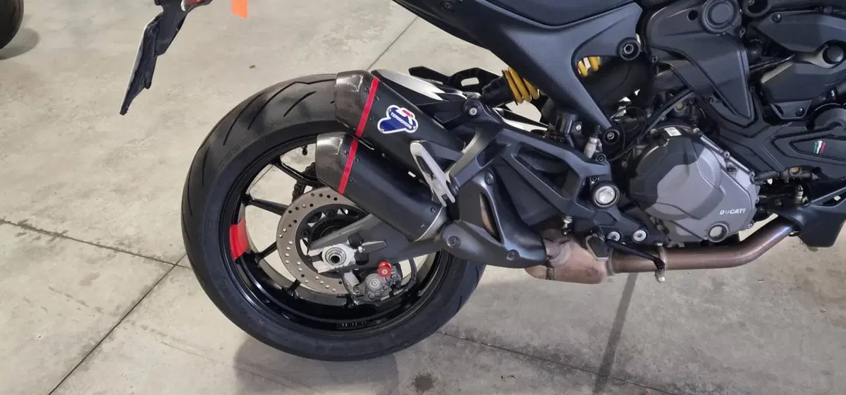 Ducati Monster 937 (2021 - 25) (3)