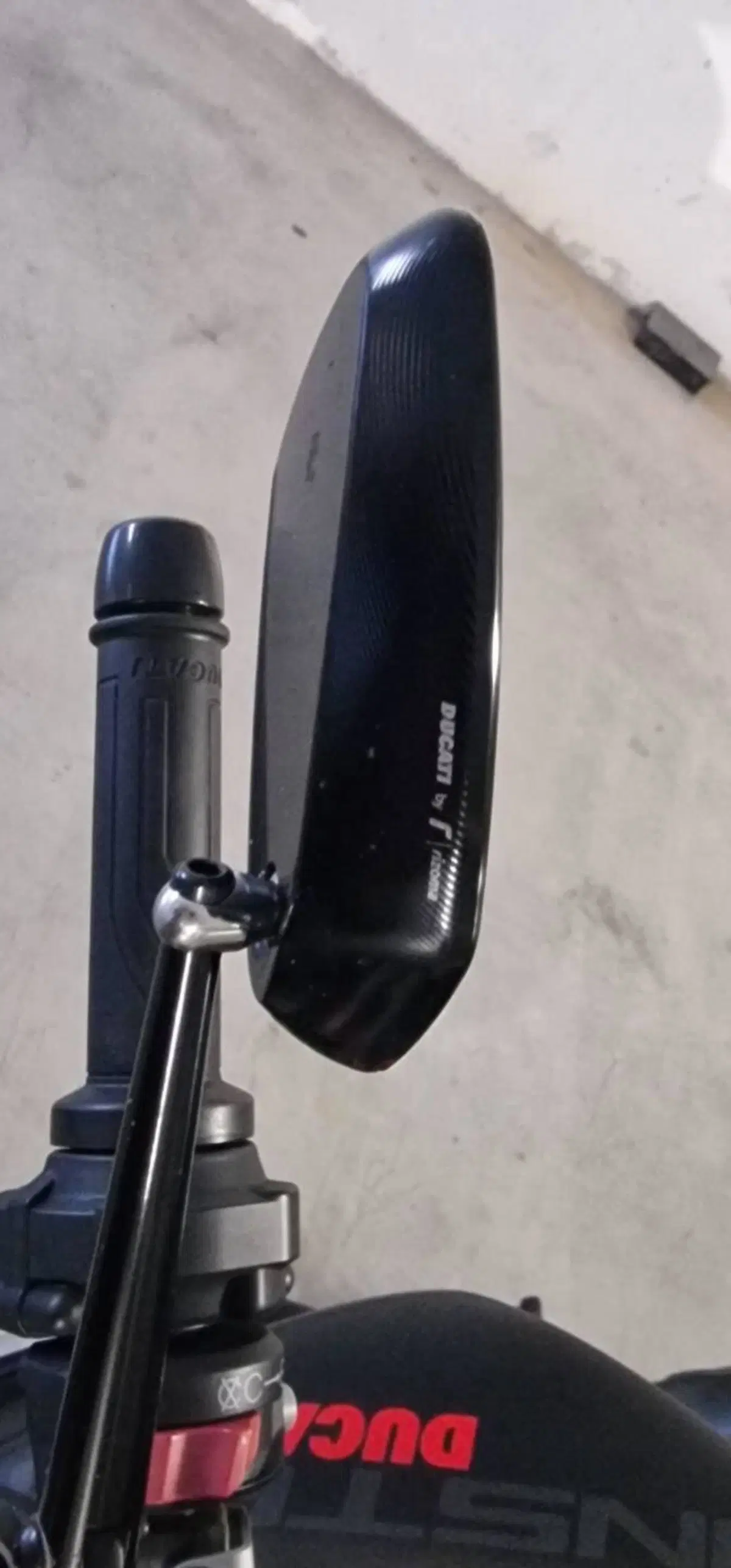 Ducati Monster 937 (2021 - 25) (4)
