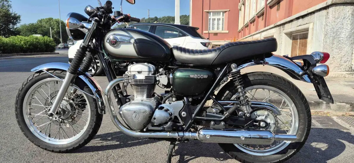 Kawasaki W 800 (2010 - 17) (9)