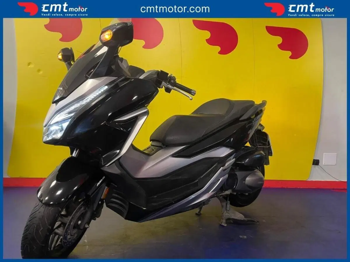 Honda Forza 300 Deluxe ABS (2018 - 20) (2)