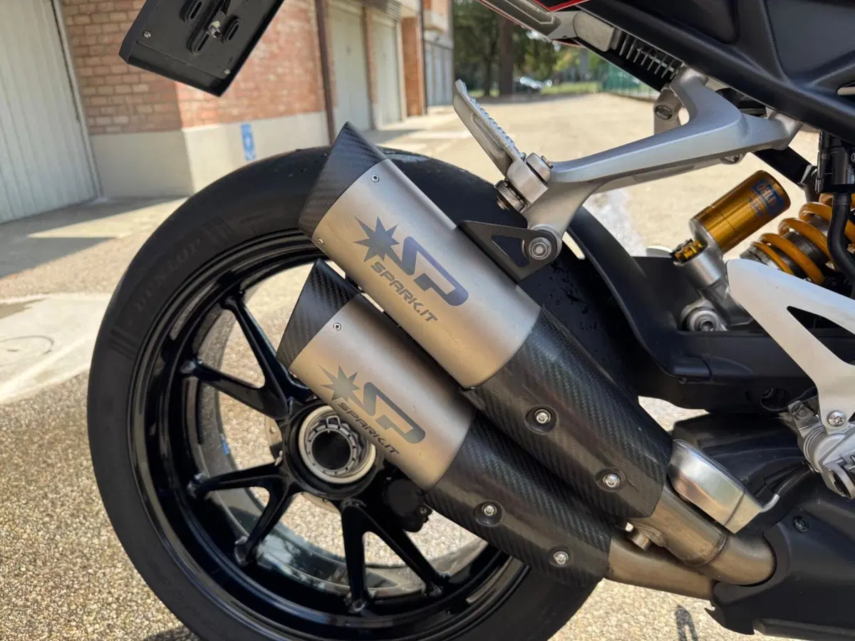 Triumph Speed Triple 1200 RS (2021 - 24) (7)