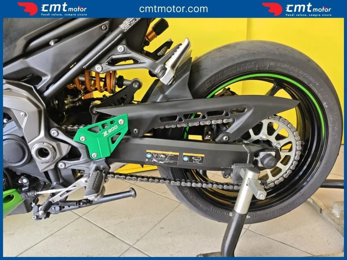 Kawasaki Z 900 SE (2022 - 24) (8)