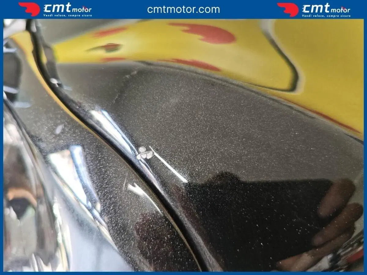 Kawasaki Z 900 SE (2022 - 24) (11)