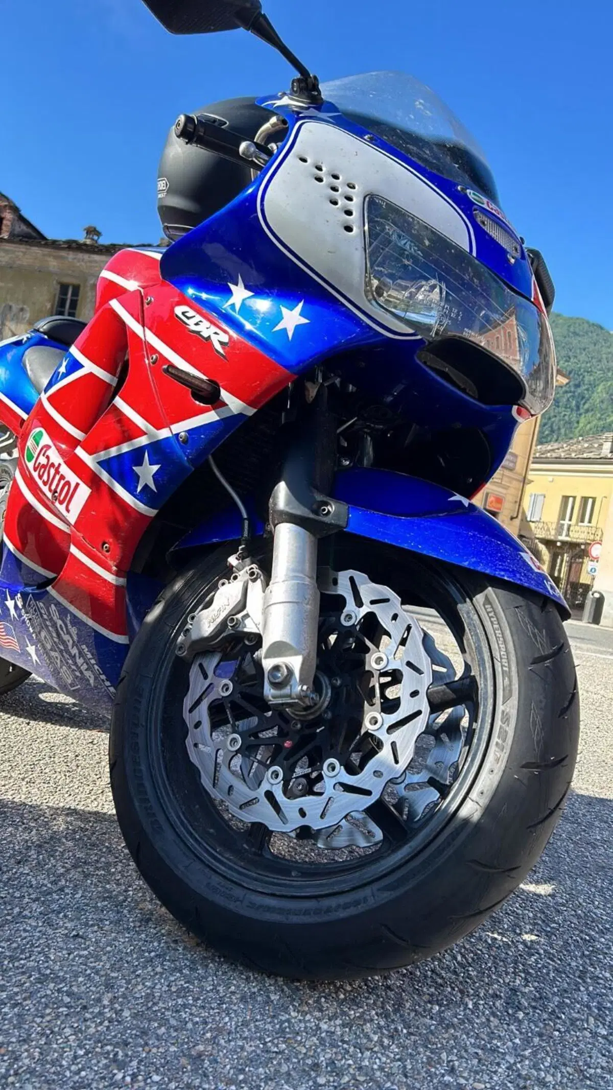 Honda CBR 900 RR (1998 - 99) (4)