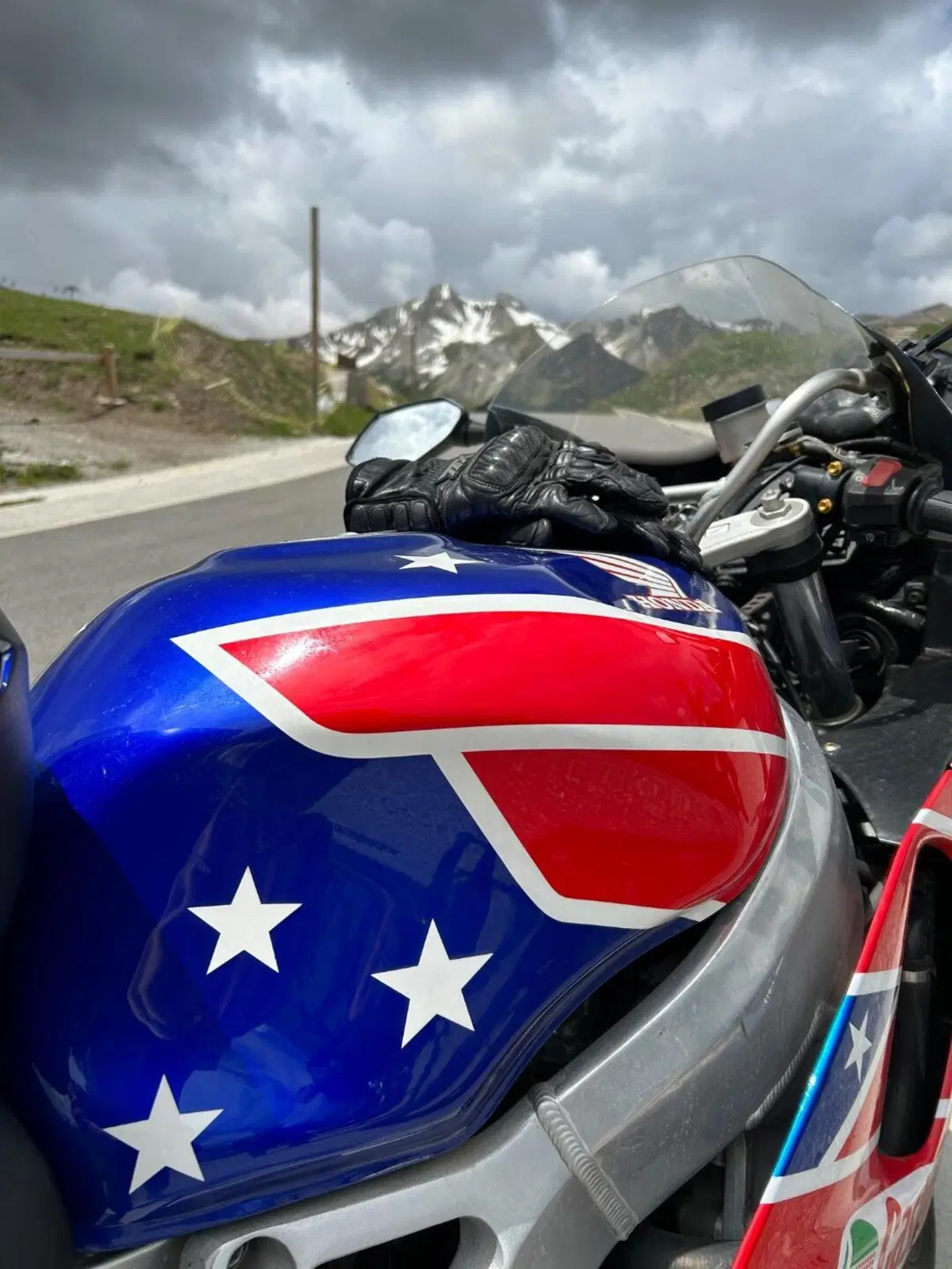 Honda CBR 900 RR (1998 - 99) (6)