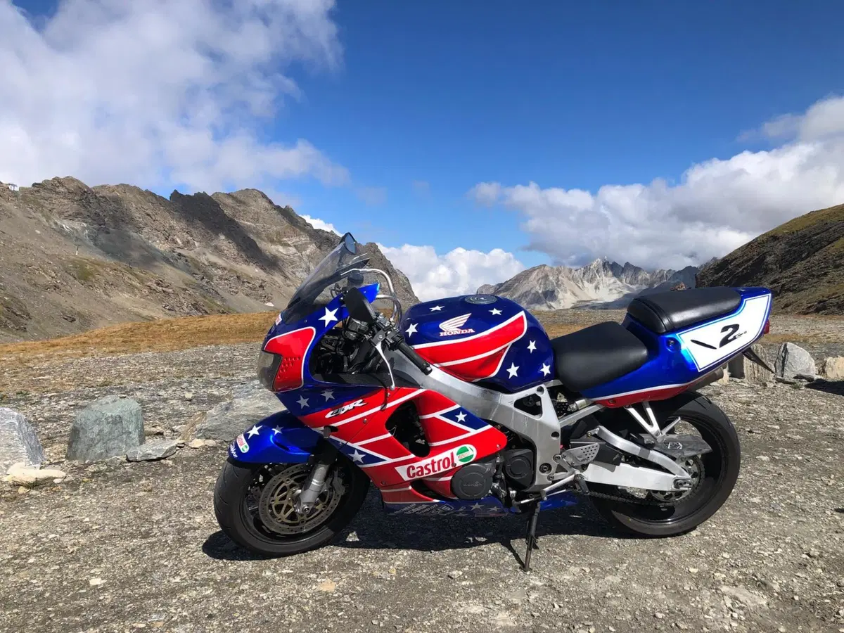 Honda CBR 900 RR (1998 - 99) (8)