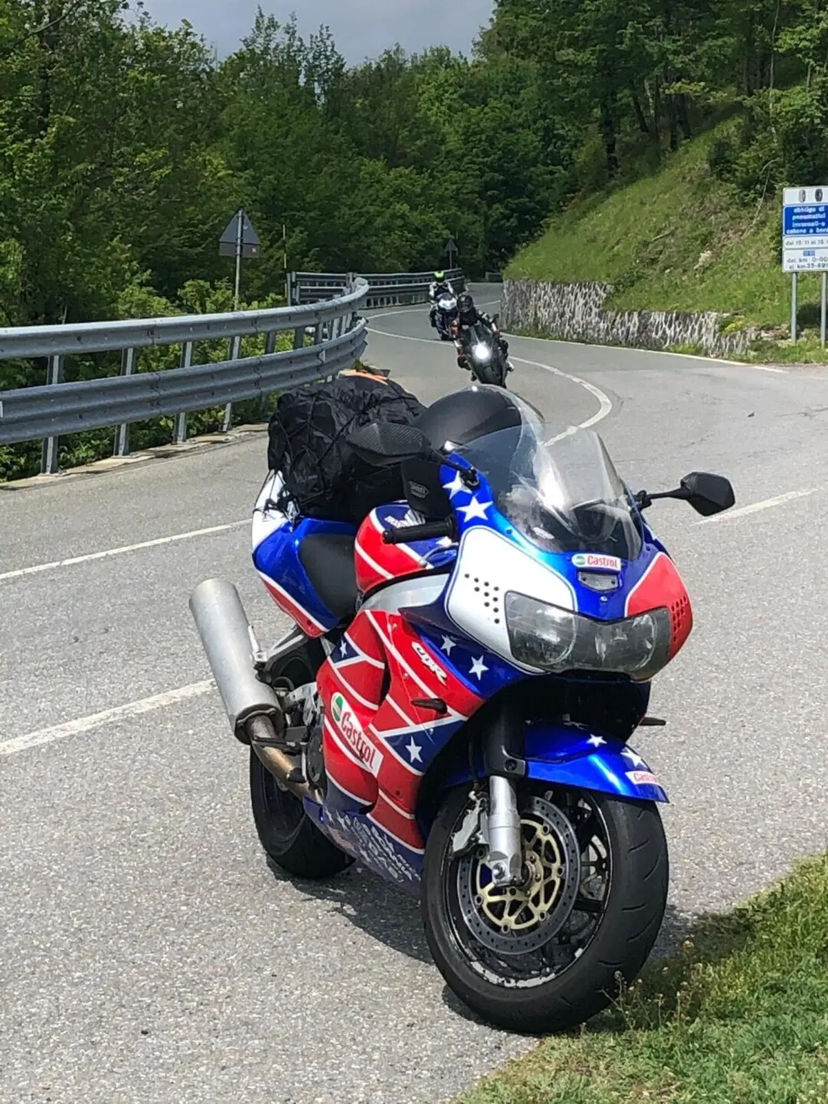 Honda CBR 900 RR (1998 - 99) (9)