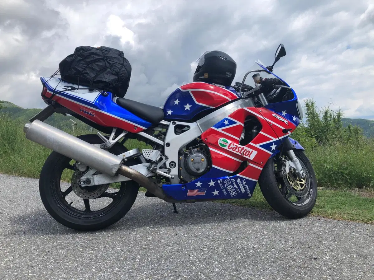 Honda CBR 900 RR (1998 - 99) (10)