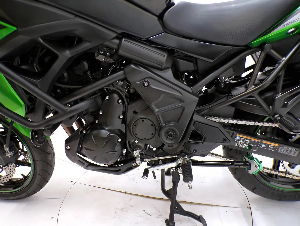 Kawasaki Versys 650 (2021 - 24) (7)