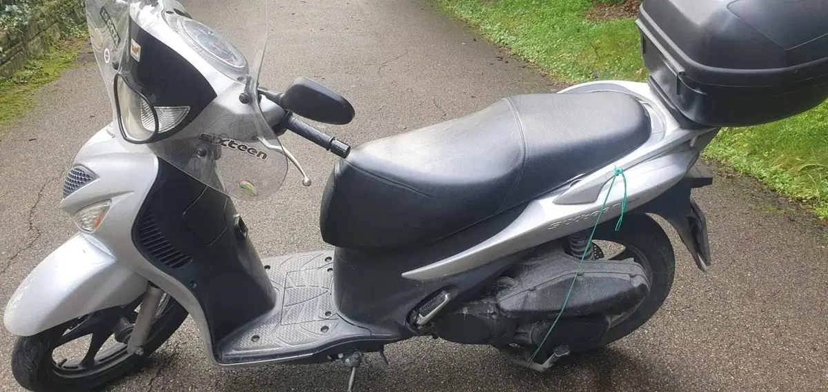 Suzuki SIXteen 150 (2007 - 14) (3)