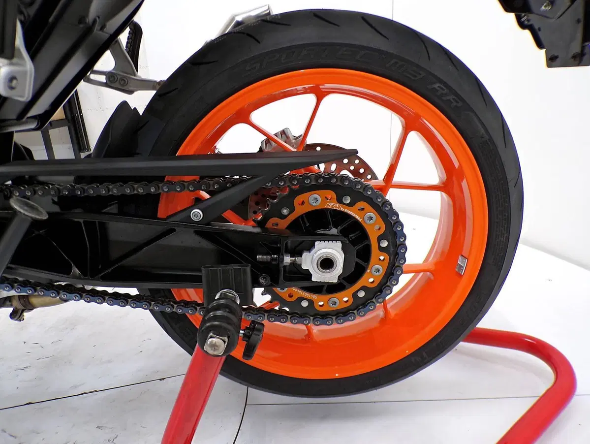 KTM 690 Duke (2016 - 19) (11)