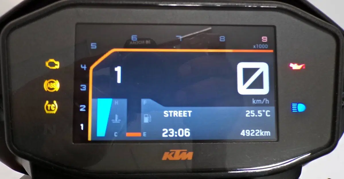 KTM 690 Duke (2016 - 19) (13)