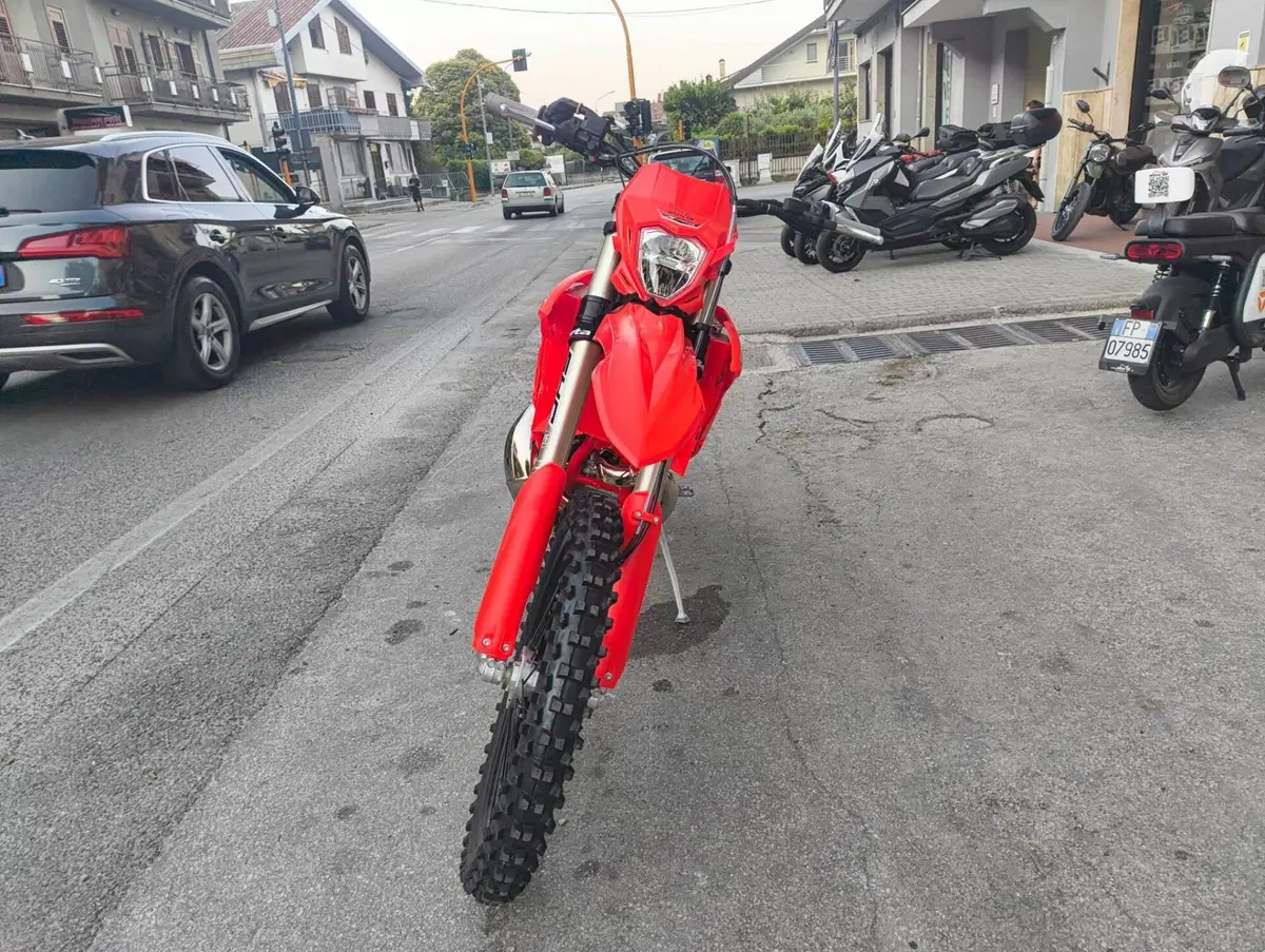 Betamotor RR 200 2T Enduro (2024) (3)